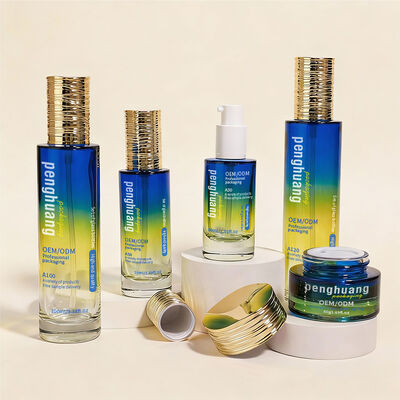 Logo personalizzato Bottiglie di imballaggio in plastica con più dimensioni e opzioni di stampa progettate per applicazioni di imballaggio cosmetico