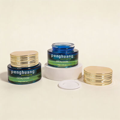 Logo personalizzato Bottiglie di imballaggio in plastica con più dimensioni e opzioni di stampa progettate per applicazioni di imballaggio cosmetico