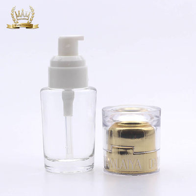 Cosmetici dei campioni liberi che imballano la chiara bottiglia liquida del fondamento della copertura acrilica 35ml
