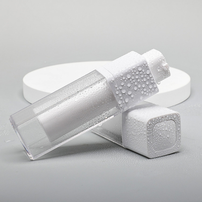 L'imballaggio di plastica senz'aria trasparente imbottiglia 15ml 30ml 50ml