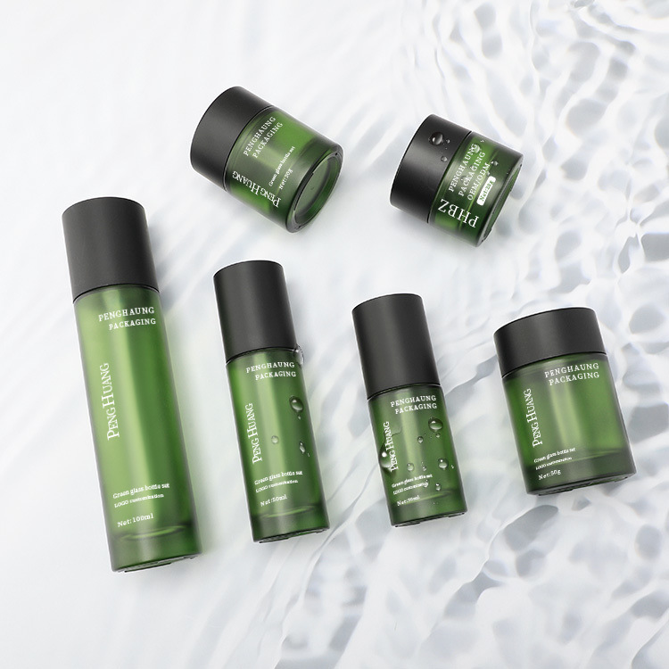 ODM/OEM Accepted Glass Cosmetic Bottle Set Ideal for Your Customized Performance Products