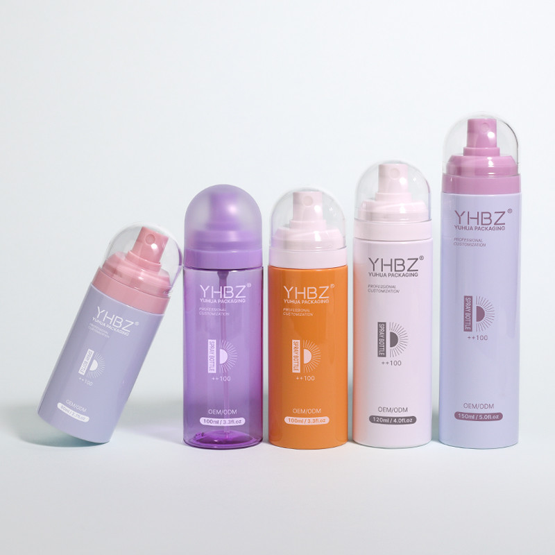 Logo personalizzato Bottiglie di spray di plastica trasparente 80ml 100ml 120ml Bottiglia di spray di nebbia cosmetica fine