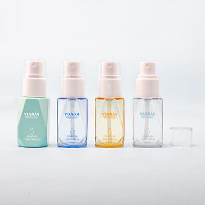 Flacone spray PET idratante per protezione solare e alcol in materiale plastico